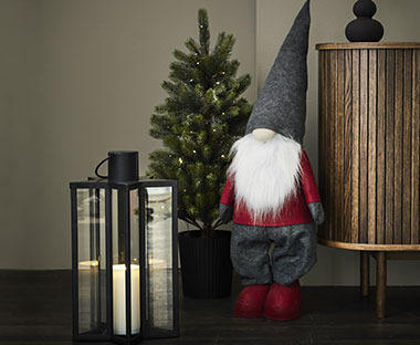 Scandinavian style Christmas elf