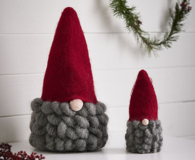 Decorative Christmas elf with beard and hat