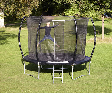 Trampoline with safety net for garden