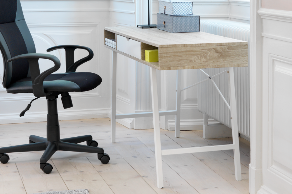 Desks | Save up to 50%