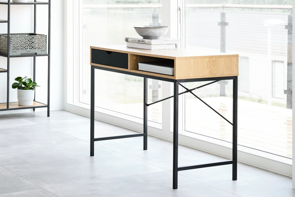 Desks | Save up to 60%