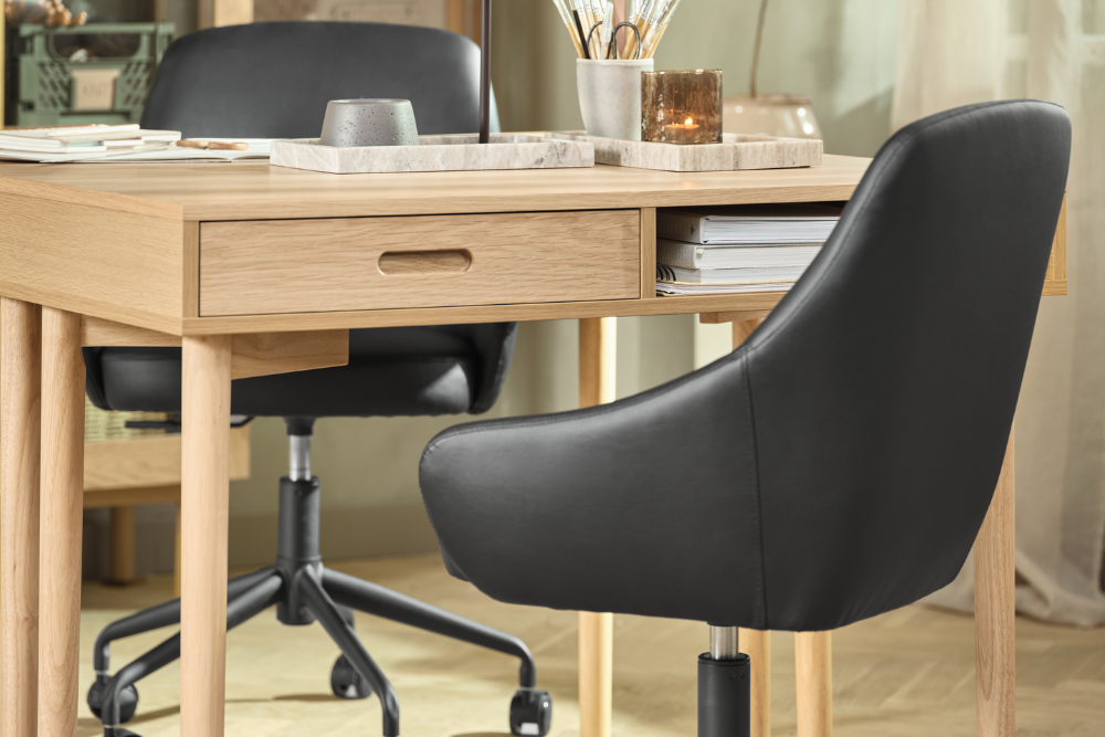 Desks | Save minimum 20%