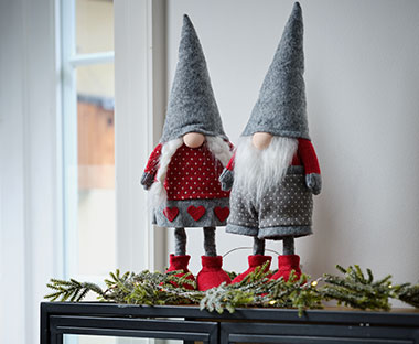 Cute Christmas elf's for your home in red and grey