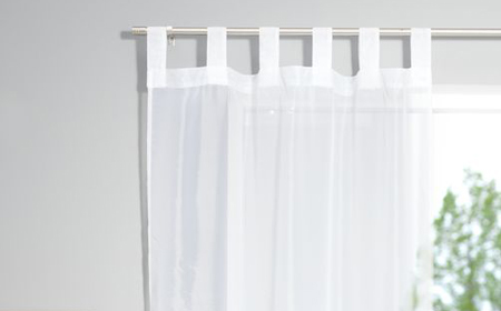 Choosing and fitting curtains and blinds