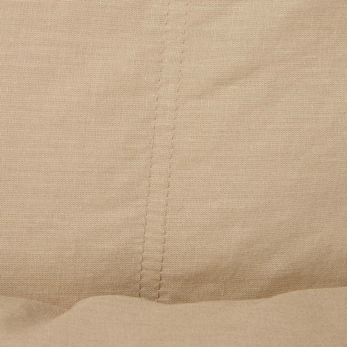SELMA washed cotton duvet cover set Close-up of washed cotton duvet cover set