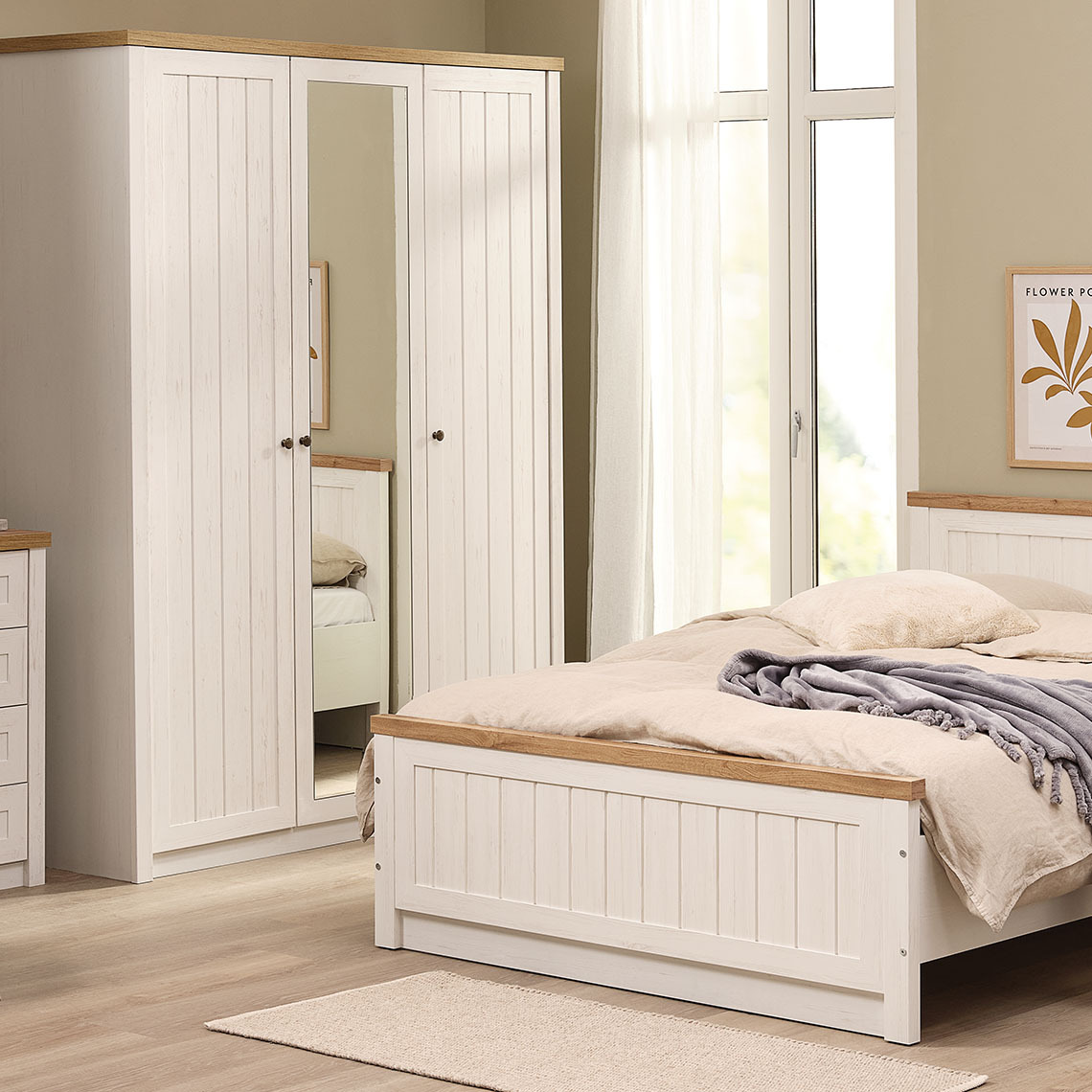 White and natural-colour oak wardrobe unit with mirror and matching bedframe 