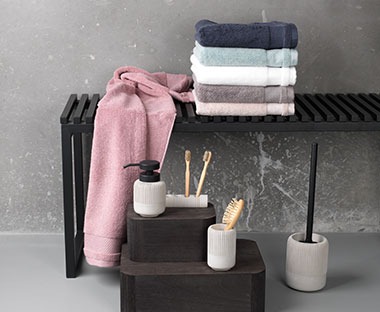 Bathroom Accessories - Bathroom essentials | JYSK