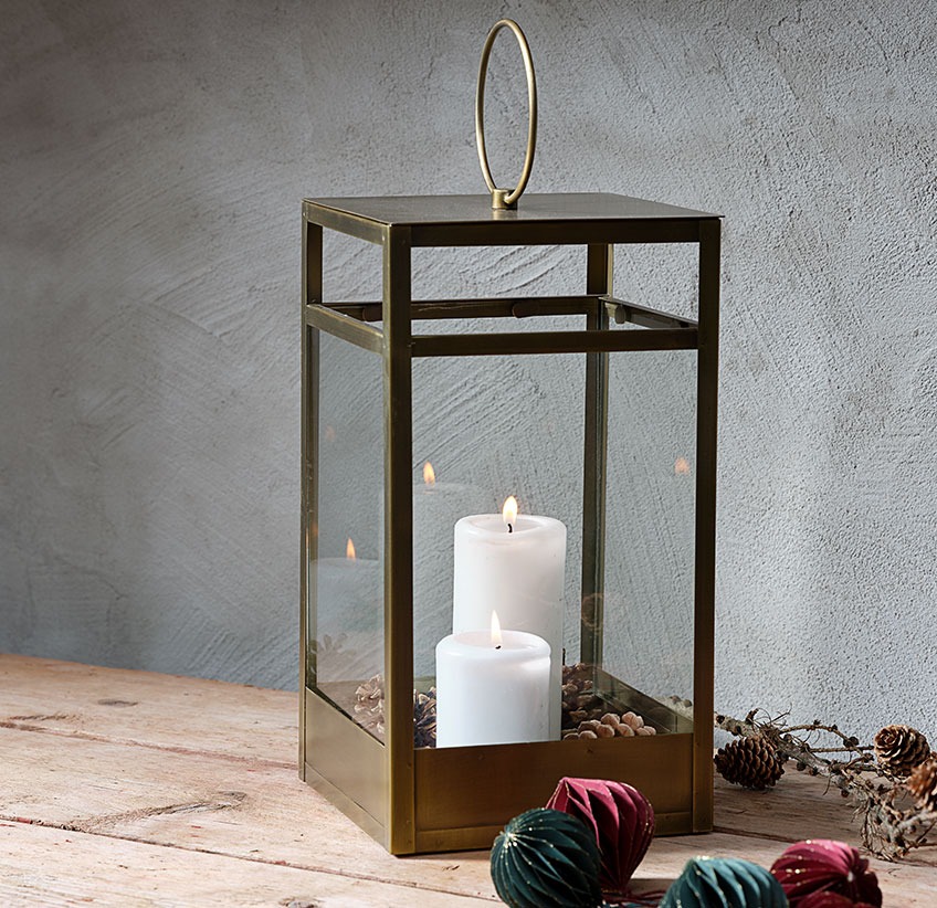 NUUMIT lantern is perfect for Christmas and the rest of the year Golden lantern with candles, decorated with pine cones