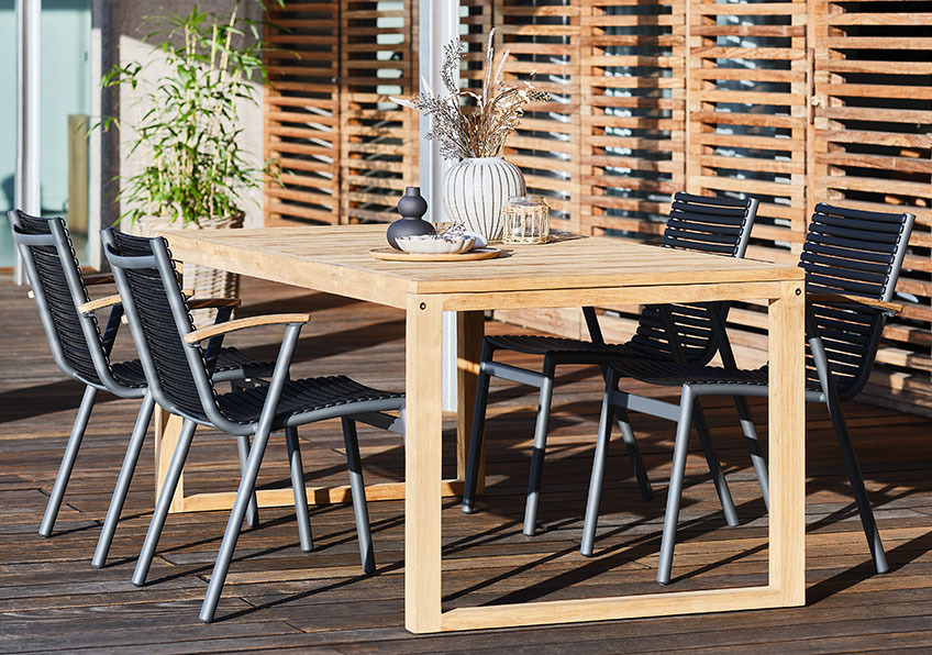 SADBJERG stacking chairs and EBBESKOV garden table Garden stacking chairs in recycled aluminium and ocean plastic and garden table in recycled wood
