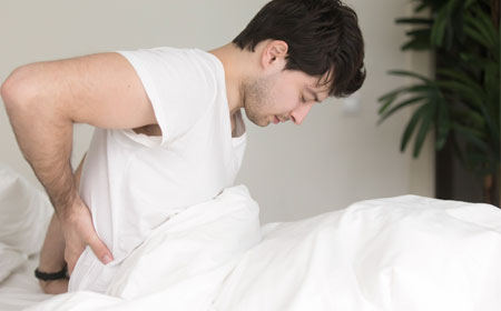 How to choose the right mattress for a bad back
