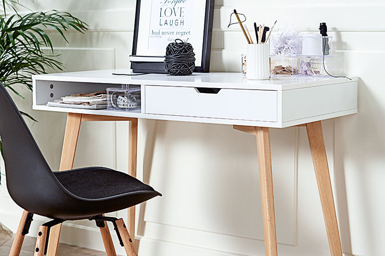 Create a stylish office in your living room with JYSK