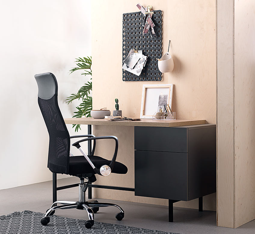 Learn how to choose the right office chair for the best posture