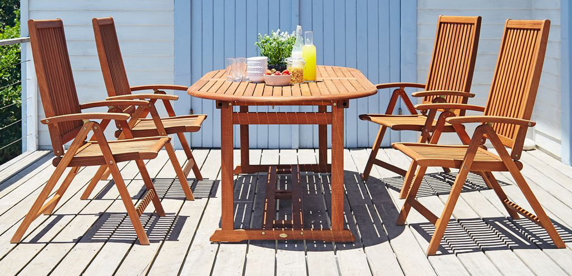 Wooden garden furniture from JYSK