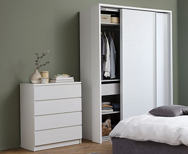 Deco veneer white 4 drawers chest and wardrobe